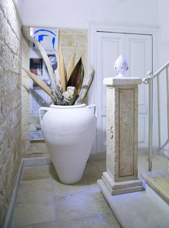 Portadamare Bed & Breakfast Trani Exterior photo